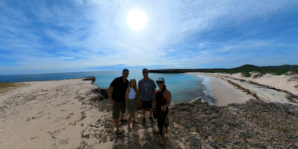 Christine Lozada with team One Blue Ocean at Playa Chikitu